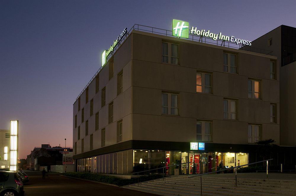 Holiday Inn Express Saint-Nazaire By Ihg Saint-Nazaire (Loire-Atlantique) Exterior foto