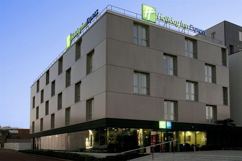 Holiday Inn Express Saint-Nazaire By Ihg Saint-Nazaire (Loire-Atlantique) Exterior foto